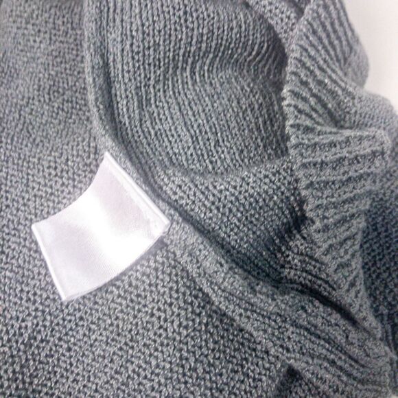 Umgee Gray Knit Sweater with Striped Sleeves Sz L - Picture 8 of 10